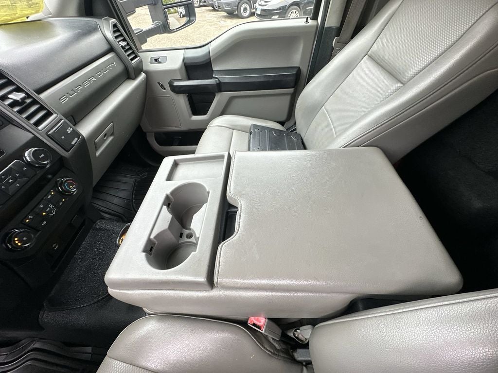 Photo 19