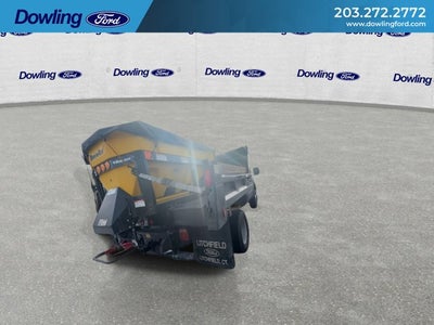 2005 Ford Super Duty F-350 DRW Base