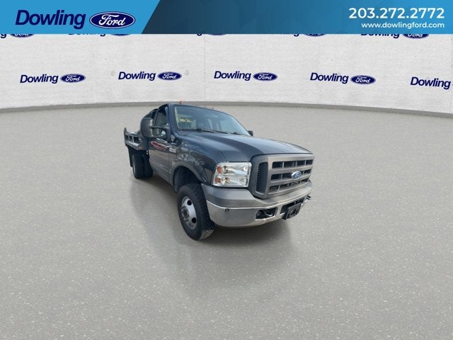 2005 Ford Super Duty F-350 DRW Base