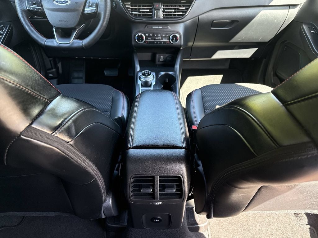 2025 Ford Escape ST-Line Select