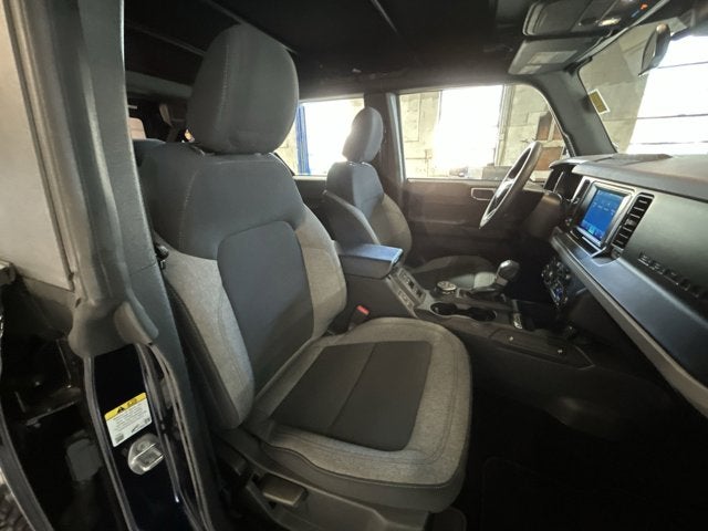 2021 Ford Bronco Base