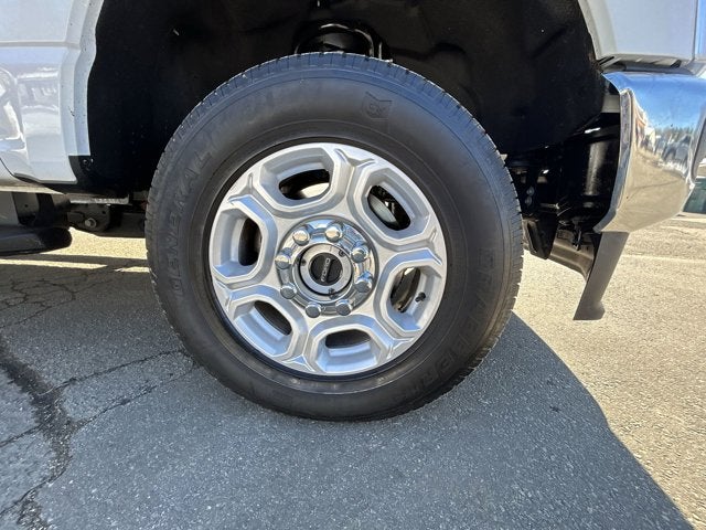 2025 Ford Super Duty F-250 SRW XLT