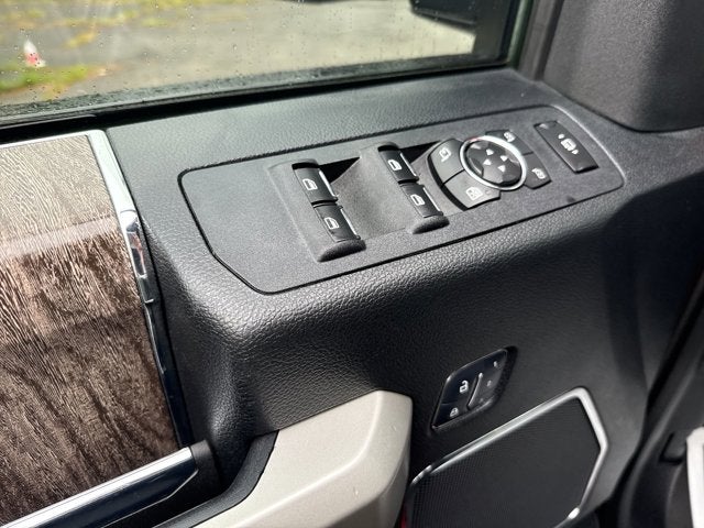 2017 Ford Super Duty F-250 SRW Lariat