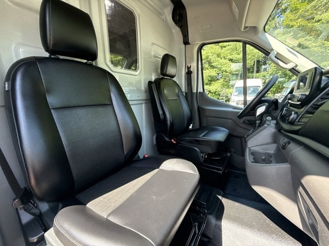 2025 Ford Transit Cargo Van 148 WB Medium Roof Cargo
