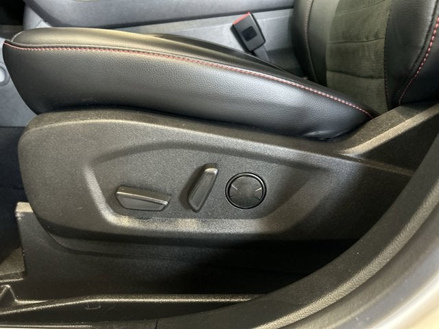 2023 Ford Edge ST Line