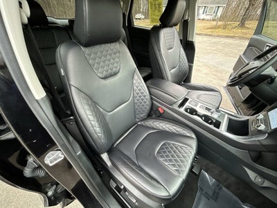 2024 Ford Edge Titanium