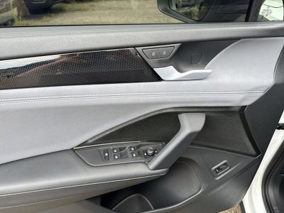 2025 Volkswagen Tiguan SE R-Line Black