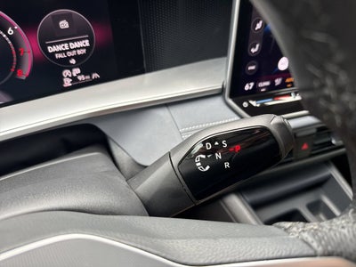 2025 Volkswagen Tiguan SE R-Line Black