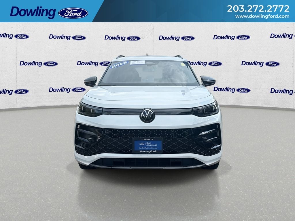 2025 Volkswagen Tiguan SE R-Line Black