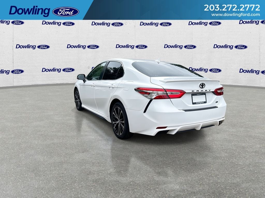 2019 Toyota Camry SE