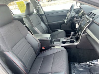 2016 Toyota Camry SE