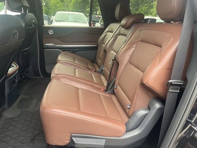 2025 Lincoln Navigator L Reserve