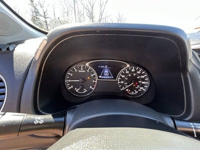 2017 Nissan Pathfinder SL