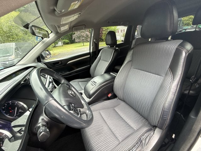 2016 Toyota Highlander LE Plus V6