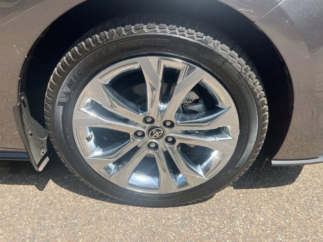 2024 Toyota Sienna Platinum