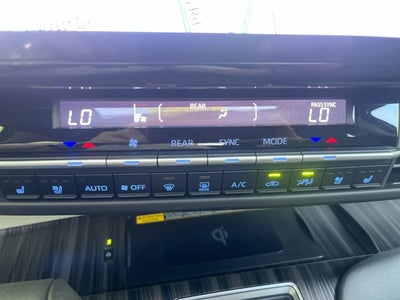 2024 Toyota Sienna Platinum