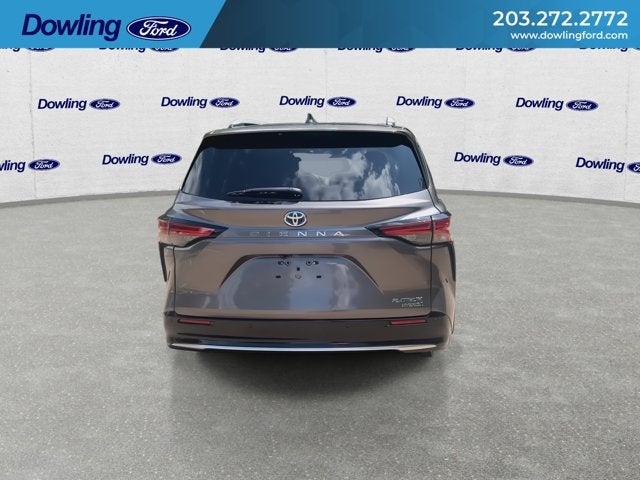 2024 Toyota Sienna Platinum