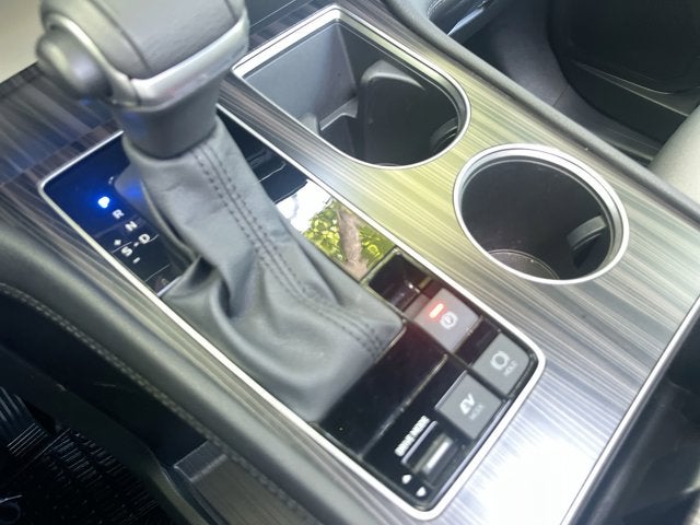 2024 Toyota Sienna Platinum