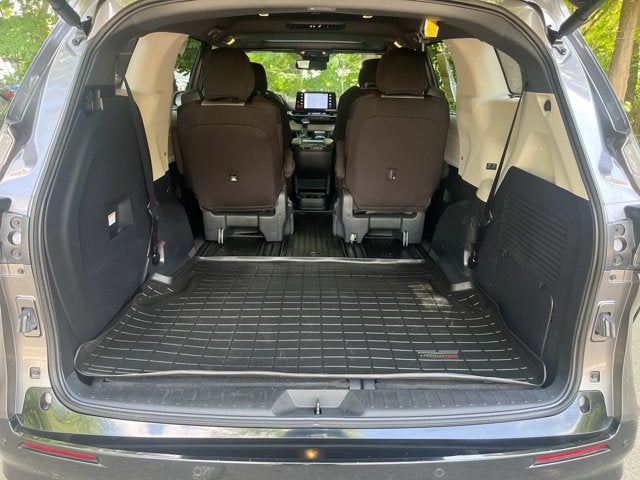 2024 Toyota Sienna Platinum