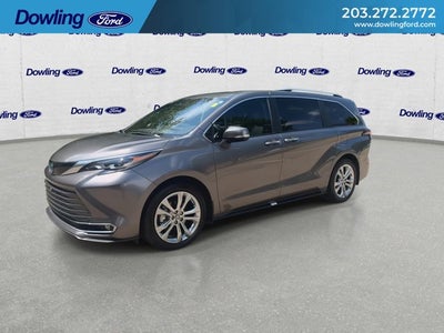 2024 Toyota Sienna Platinum