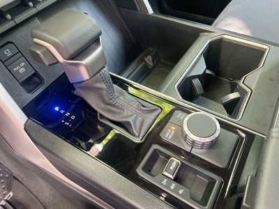 2023 Toyota Tundra 4WD SR5