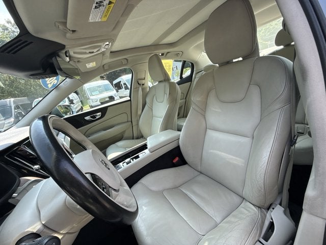 2021 Volvo S60 Momentum