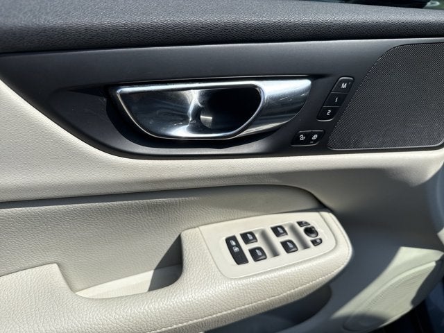 2021 Volvo S60 Momentum