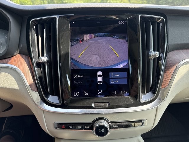 2021 Volvo S60 Momentum