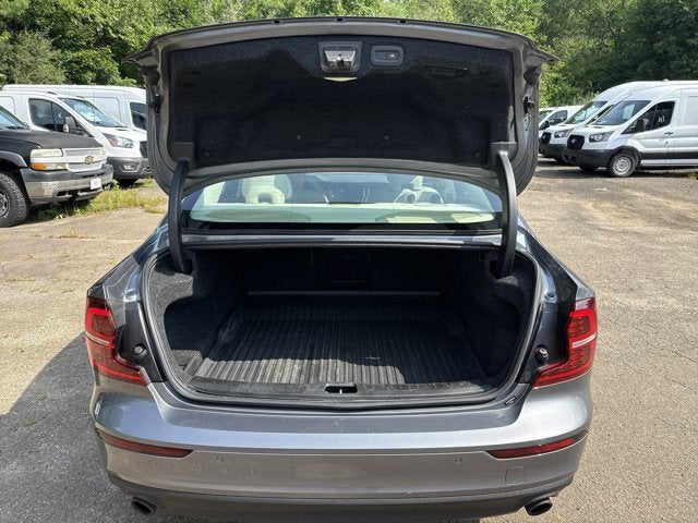 2021 Volvo S60 Momentum