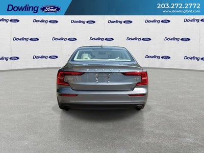 2021 Volvo S60 Momentum