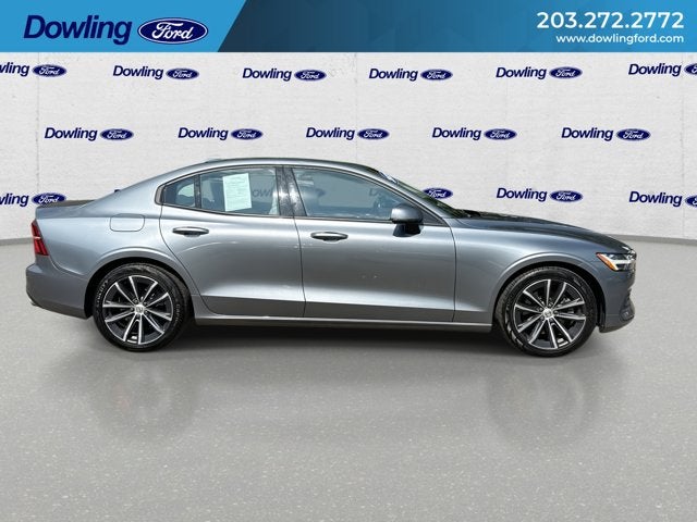 2021 Volvo S60 Momentum